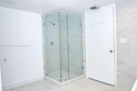 Condo in Aventura, Florida, 2 bedrooms  № 1703218 - photo 26