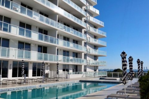 Condo à Miami, Floride, 1 chambre  № 2039564