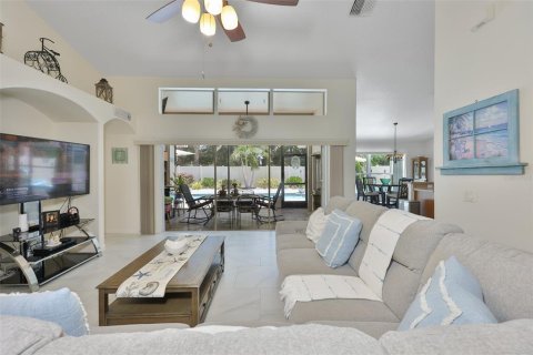Casa en venta en Apollo Beach, Florida, 4 dormitorios, 201.13 m2 № 2156265 - foto 7