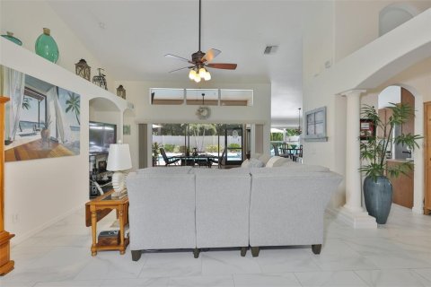 Casa en venta en Apollo Beach, Florida, 4 dormitorios, 201.13 m2 № 2156265 - foto 6