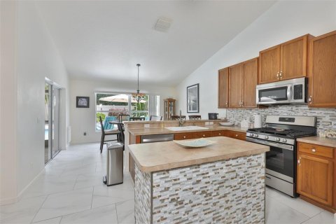 Casa en venta en Apollo Beach, Florida, 4 dormitorios, 201.13 m2 № 2156265 - foto 28