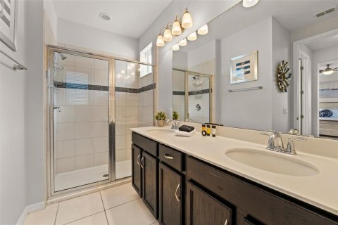 House in SOLARA RESORT in Kissimmee, Florida 4 bedrooms, 231.14 sq.m. № 1525369 - photo 30
