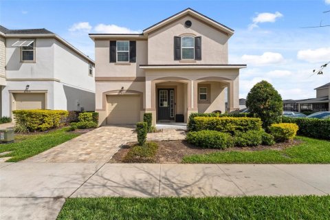 House in SOLARA RESORT in Kissimmee, Florida 4 bedrooms, 231.14 sq.m. № 1525369 - photo 1