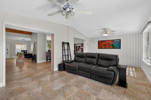Villa ou maison à vendre à Orlando, Floride: 3 chambres, 190.08 m2 № 2259033 - photo 20