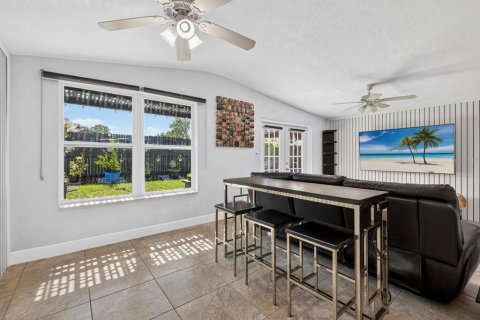 Villa ou maison à vendre à Orlando, Floride: 3 chambres, 190.08 m2 № 2259033 - photo 22