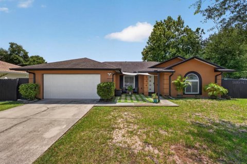 Villa ou maison à vendre à Orlando, Floride: 3 chambres, 190.08 m2 № 2259033 - photo 2