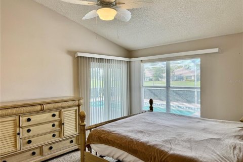 House in Bradenton, Florida 2 bedrooms, 150.87 sq.m. № 2221479 - photo 9