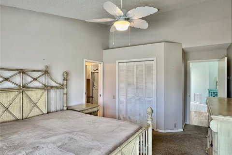 House in Bradenton, Florida 2 bedrooms, 150.87 sq.m. № 2221479 - photo 10