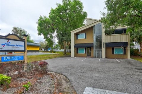 Propiedad comercial en alquiler en Winter Springs, Florida, 316.8 m2 № 1819637 - foto 2