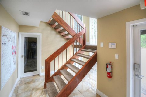 Propiedad comercial en alquiler en Winter Springs, Florida, 316.8 m2 № 1819637 - foto 5