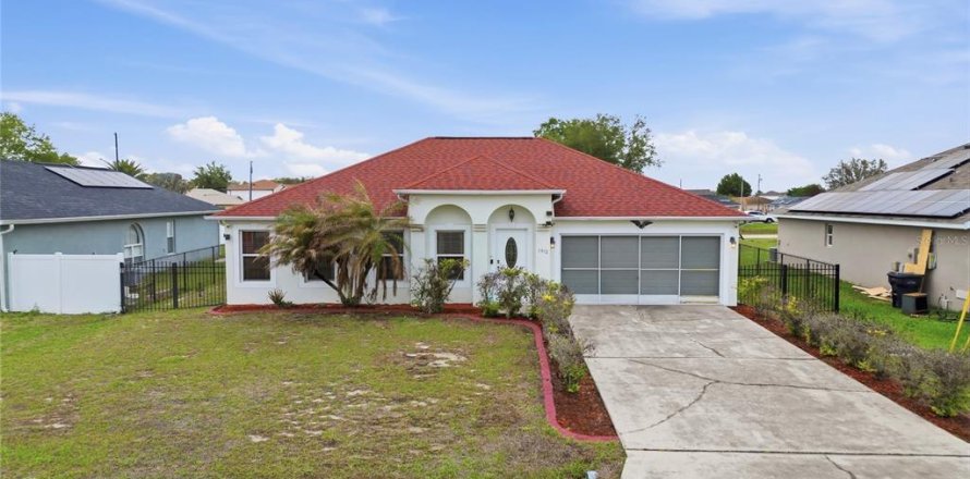 House in Kissimmee, Florida 4 bedrooms, 197.7 sq.m. № 2149657