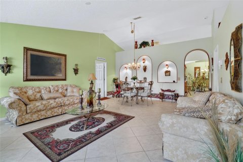 House in Kissimmee, Florida 4 bedrooms, 197.7 sq.m. № 2149657 - photo 6