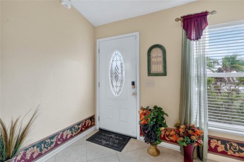 House in Kissimmee, Florida 4 bedrooms, 197.7 sq.m. № 2149657 - photo 4