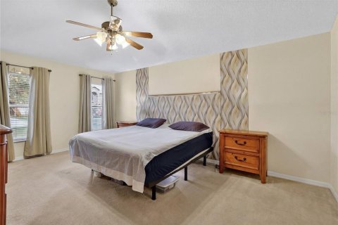 House in Kissimmee, Florida 4 bedrooms, 197.7 sq.m. № 2149657 - photo 24