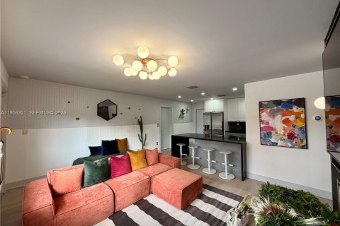 Villa ou maison à louer à Fort Lauderdale, Floride: 3 chambres, 96.25 m2 № 2153460 - photo 28