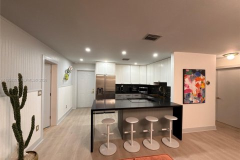 Villa ou maison à louer à Fort Lauderdale, Floride: 3 chambres, 96.25 m2 № 2153460 - photo 14