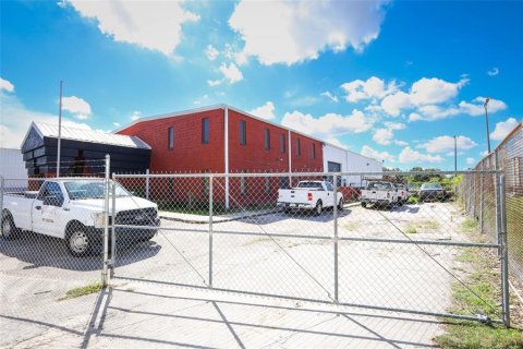 Immobilier commercial à louer à Orlando, Floride: 288 m2 № 2355744 - photo 22