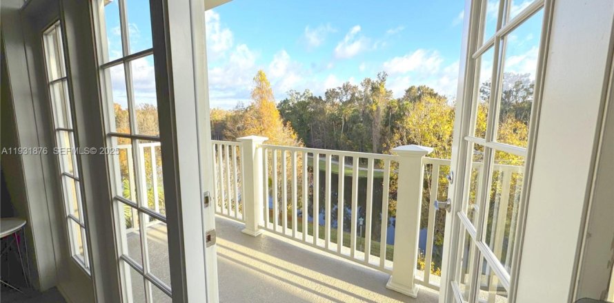 Кондоминиум с 3 спальнями в Киссимми, Флорида № 2006153