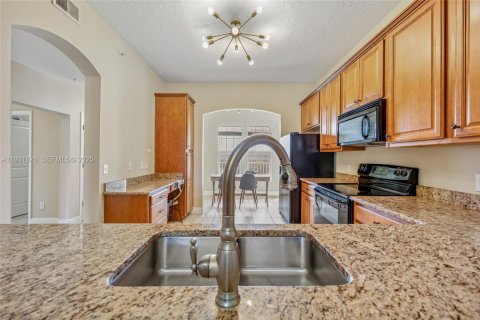 Купить кондоминиум в Киссимми, Флорида 3 спальни, № 2006153 - фото 11