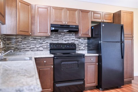 Appartement à louer à Fort Lauderdale, Floride: 1 chambre № 2076025 - photo 2