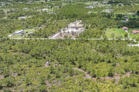 Terreno en venta en Punta Gorda, Florida № 1815068 - foto 1