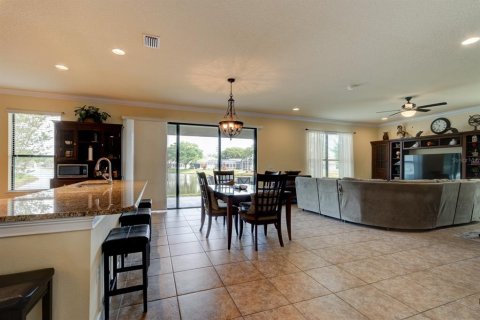 Villa ou maison à vendre à Port Orange, Floride: 4 chambres, 292.27 m2 № 1657138 - photo 9