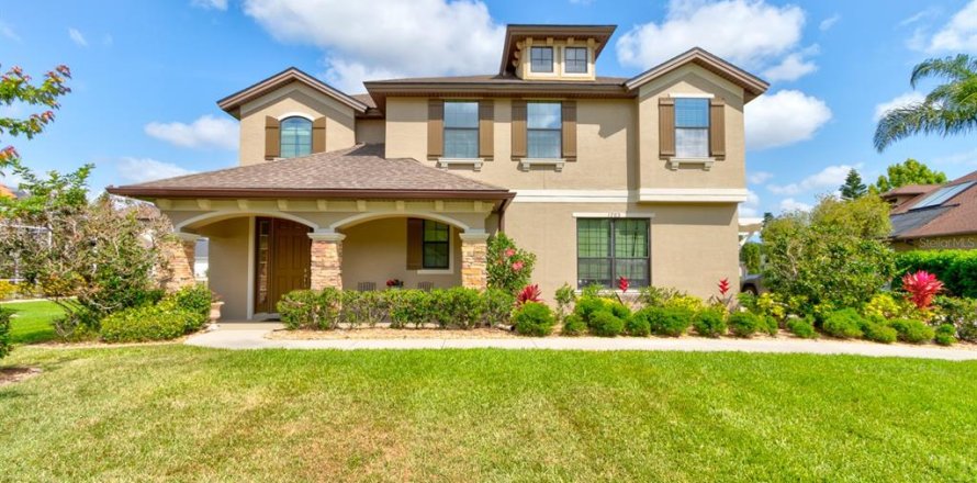 House in Port Orange, Florida 4 bedrooms, 292.27 sq.m. № 1657138
