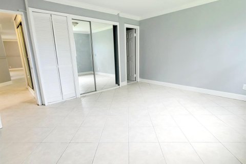 Villa ou maison à louer à Sunrise, Floride: 4 chambres, 148.64 m2 № 2270800 - photo 22