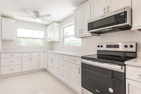 Villa ou maison à vendre à Venice, Floride: 2 chambres, 117.06 m2 № 1782731 - photo 7
