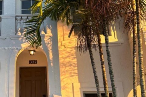 Купить таунхаус в Мирамар, Флорида 4 спальни, 137.59м2, № 2032852 - фото 4