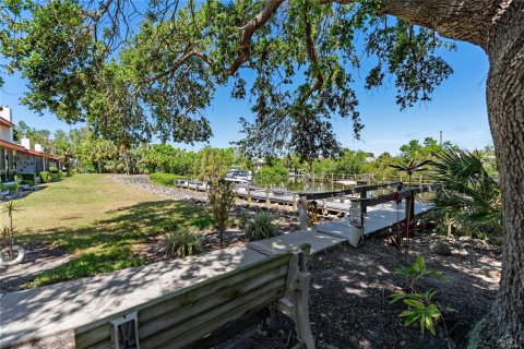 Townhouse in Nokomis, Florida 2 bedrooms, 137.96 sq.m. № 1736365 - photo 28