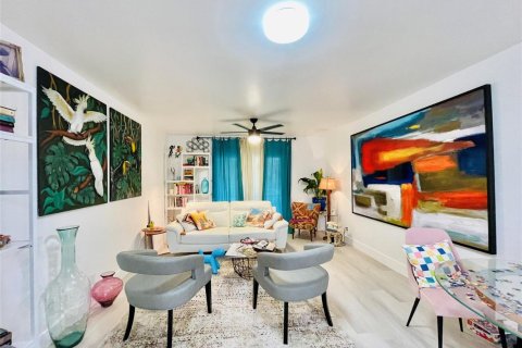 Condo in Pompano Beach, Florida, 1 bedroom № 2189655 - photo 27