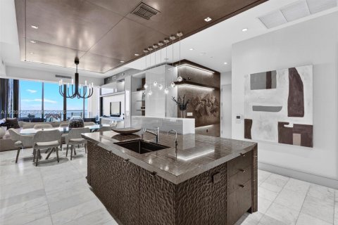 Купить кондоминиум в Майами, Флорида 3 спальни, 235.23м2, № 1996875 - фото 12