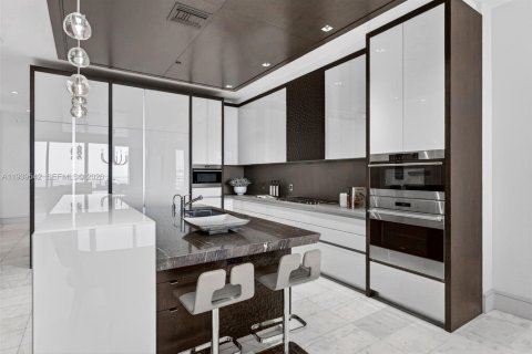 Купить кондоминиум в Майами, Флорида 3 спальни, 235.23м2, № 1996875 - фото 10