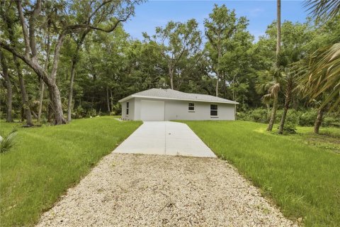 House in Inglis, Florida 2 bedrooms, 96.8 sq.m. № 2134300