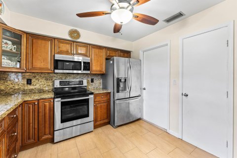 Apartamento en alquiler en Boynton Beach, Florida, 2 dormitorios, 130.43 m2 № 2087919 - foto 11