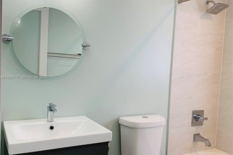 Снять в аренду квартиру в Майами-Бич, Флорида 1 спальня, 58.99м2, № 1990595 - фото 5