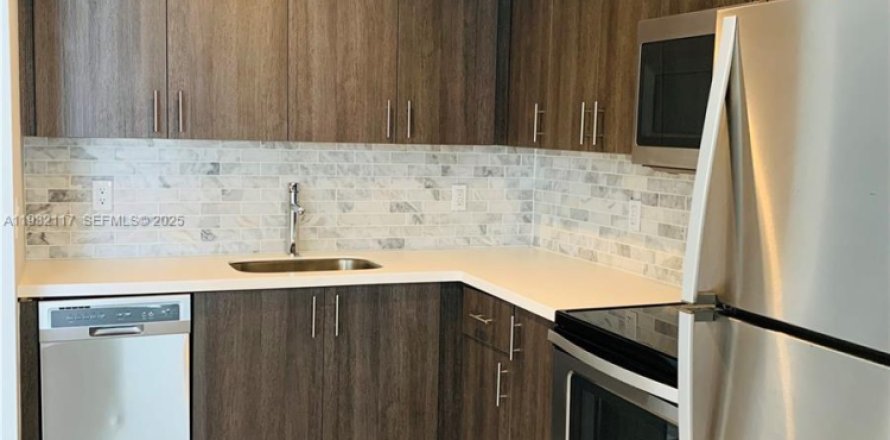 Квартира в Майами-Бич, Флорида 1 спальня, 58.99м2 № 1990595