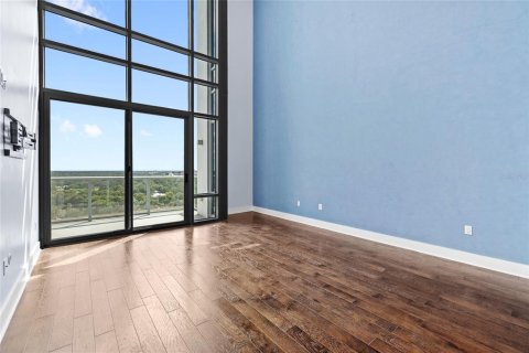 Condo in Orlando, Florida, 2 bedrooms  № 2379598 - photo 10
