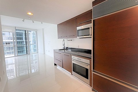 Copropriété à louer à Miami, Floride: 1 chambre, 68 m2 № 2040250 - photo 2