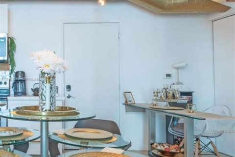 Copropriété à louer à Miami, Floride: 2 chambres, 116.59 m2 № 2414781 - photo 12