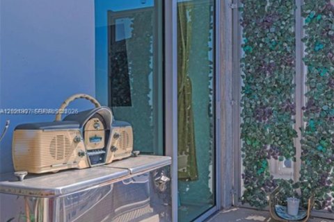 Copropriété à louer à Miami, Floride: 2 chambres, 116.59 m2 № 2414781 - photo 27