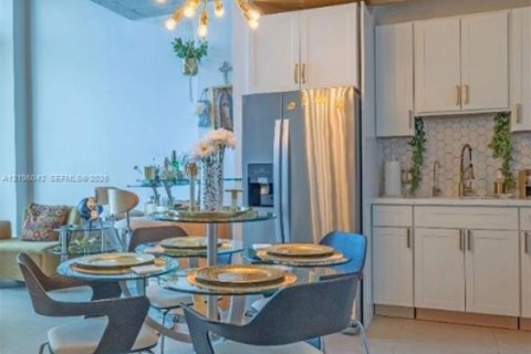 Copropriété à louer à Miami, Floride: 2 chambres, 116.59 m2 № 2414781 - photo 3