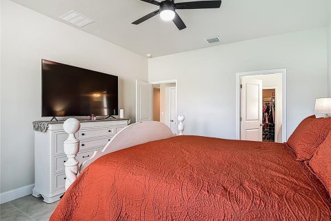 Casa en venta en Zephyrhills, Florida, 4 dormitorios, 187.76 m2 № 1828142 - foto 30