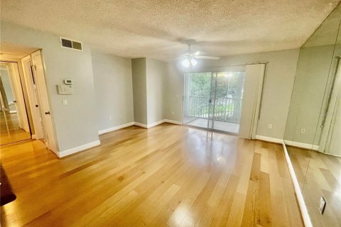 Copropriété à louer à Tampa, Floride: 1 chambre, 68.56 m2 № 2120231 - photo 4