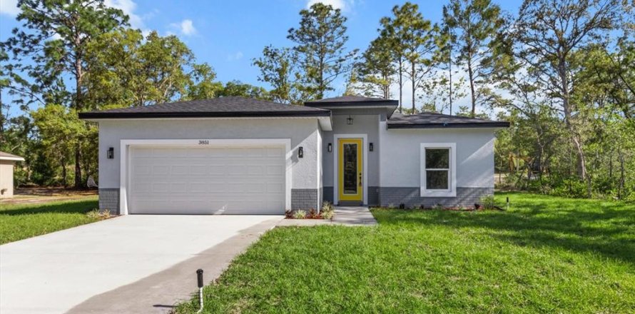 House in Inverness, Florida 3 bedrooms, 131.09 sq.m. № 1734362