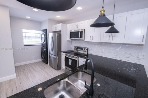 Condo à Delray Beach, Floride, 2 chambres  № 2388060