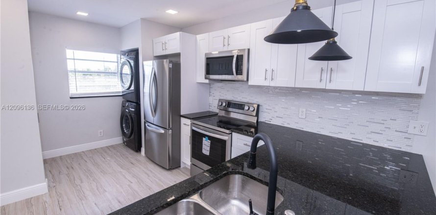 Condo à Delray Beach, Floride, 2 chambres  № 2388060