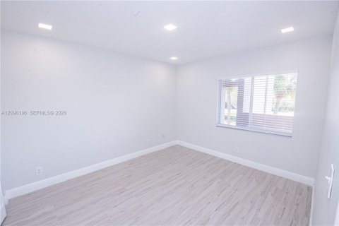 Copropriété à louer à Delray Beach, Floride: 2 chambres, 102.84 m2 № 2388060 - photo 6