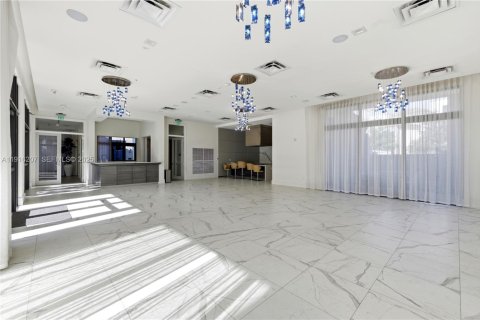 Снять в аренду кондоминиум в Дорал, Флорида 2 спальни, 104.42м2, № 1971048 - фото 28